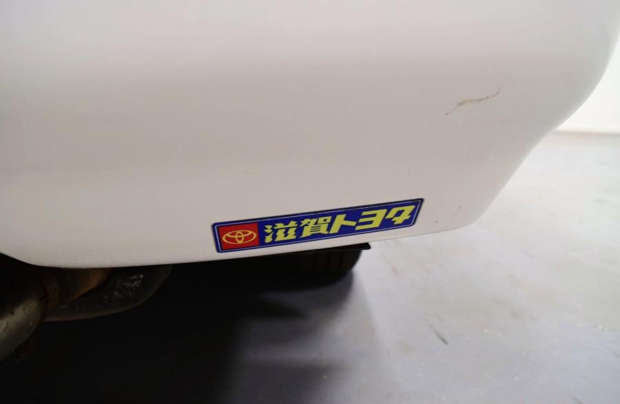 Детали экстерьера Toyota Crown Royal Saloon Super Charger Hardtop (MS137) 1991 года  (фото 40 из 98)